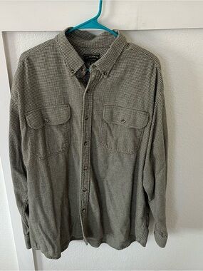 Filson Men's XL Plaid Button-down Flannel Shirt